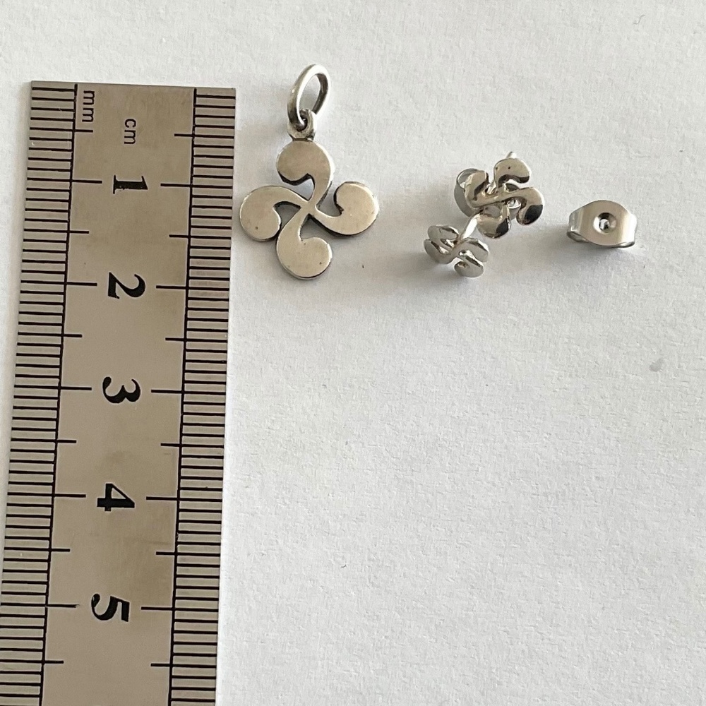 925 sterling silver Basque pendant and earrings